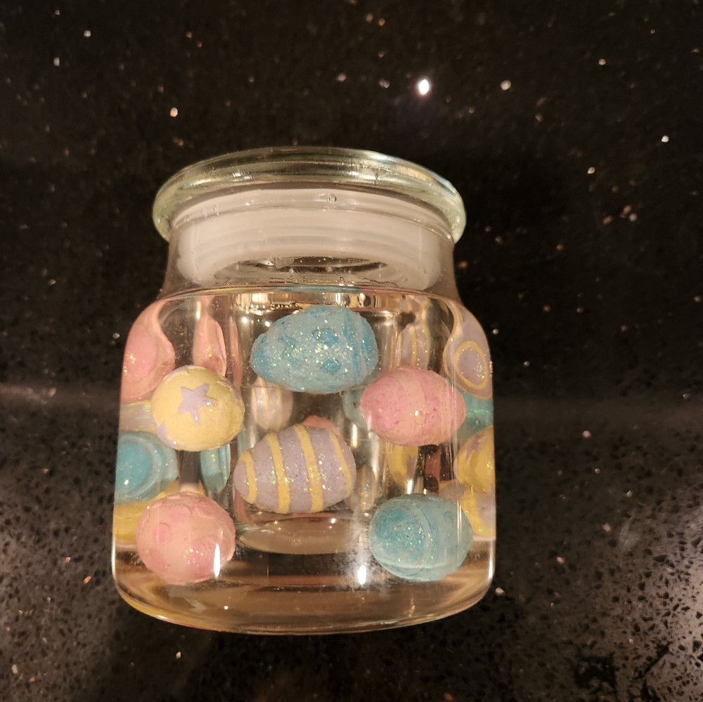 Easter egg candle holder with gel candle - Picture 8 of 8